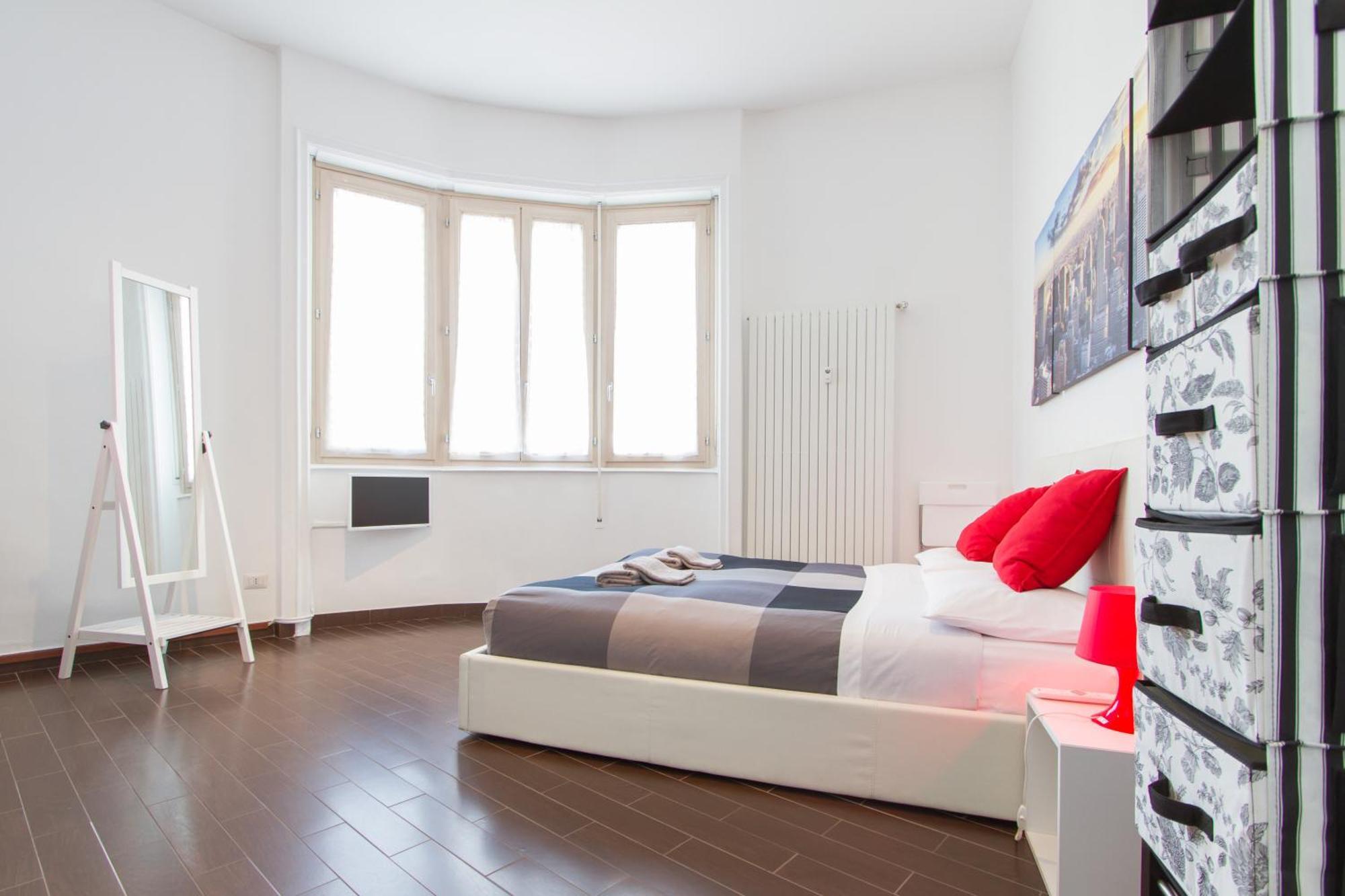 Panoramic Plaza Apartment -Loreto 1 Milánó Kültér fotó